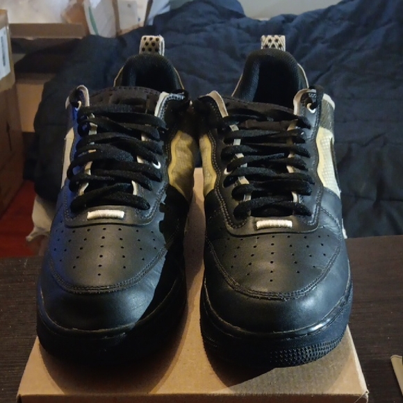 Nike Air Force 1 Low React Black and White Mens 13 - Picture 4 of 9